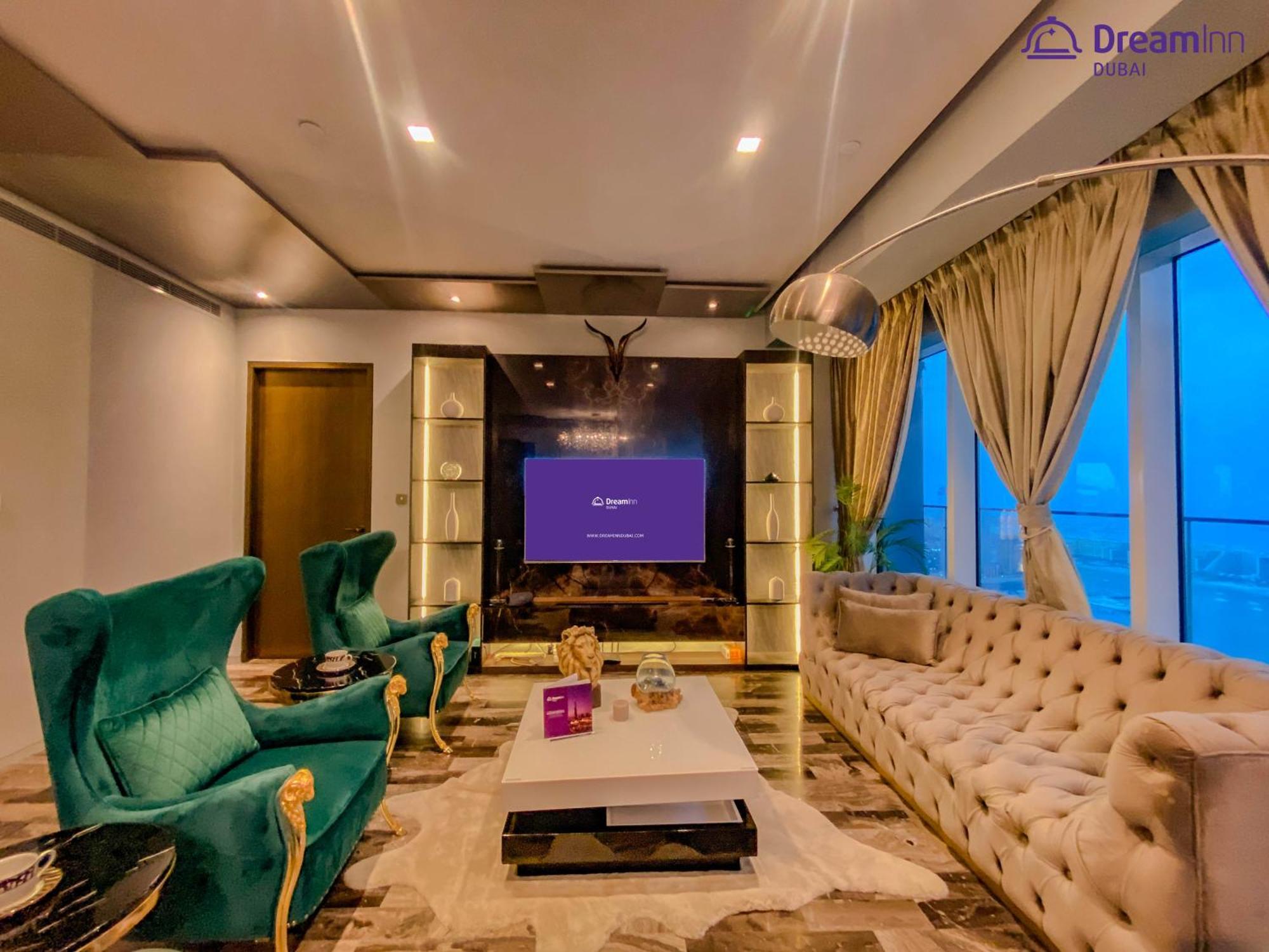 Dream - Damac Heights Marina Apartment *